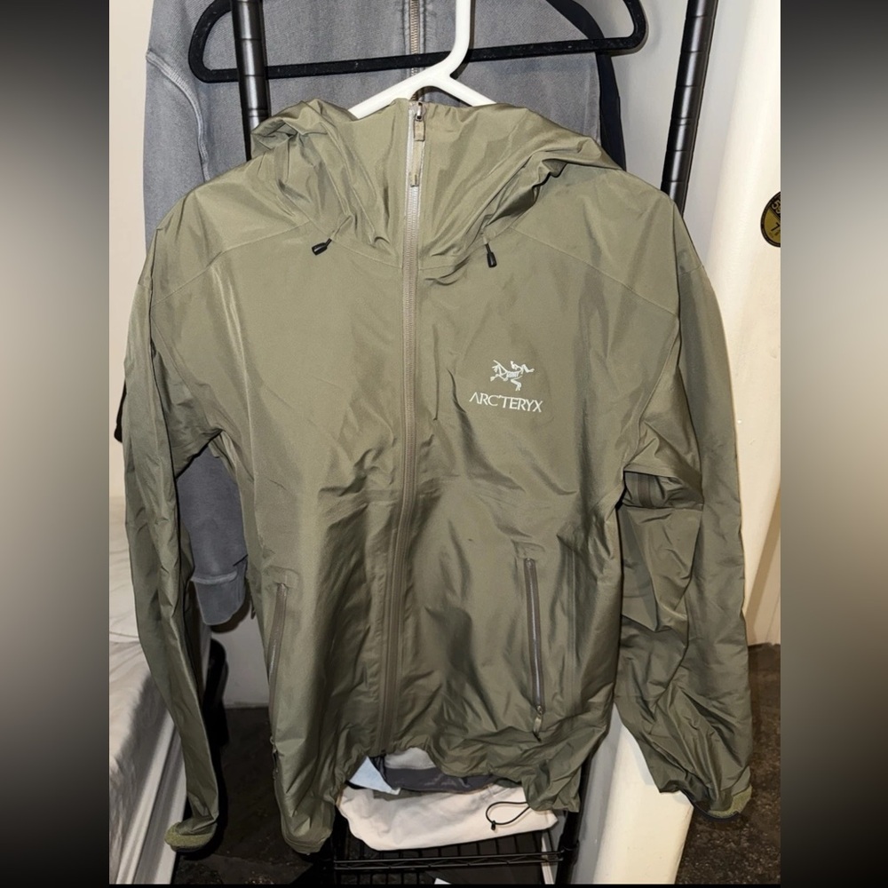 Arc'teryx Men's Beta Lt Jacket
